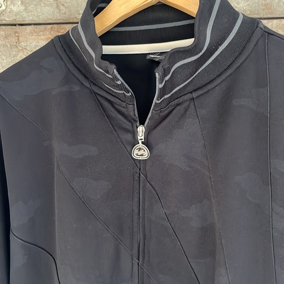 Billabong zip-up jacket - Picture 2 of 6